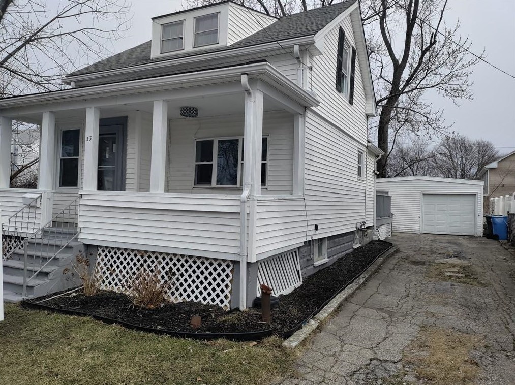 33 Princess Ave, Cranston RI  02920-6705 exterior