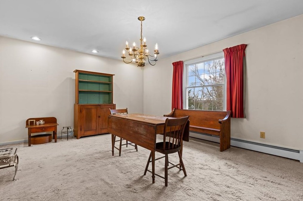 175 Woodville Alton Rd, Richmond RI  02832-2421 exterior