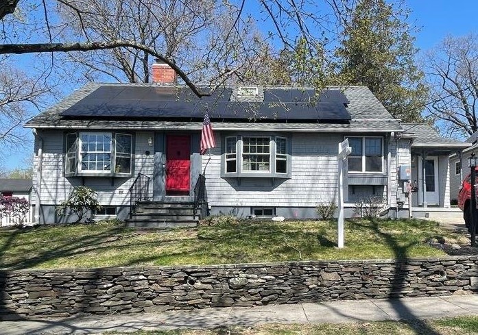 107 Norman Ave, Cranston RI  02910-5713 exterior