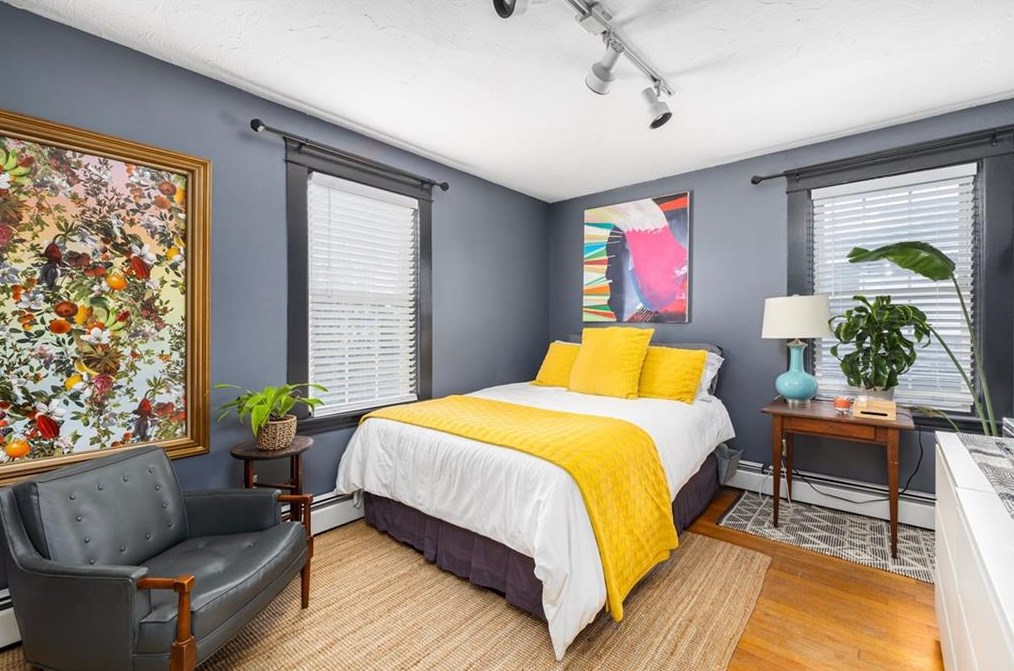 95 Oakland Ave, Cranston RI  02910-4514 exterior