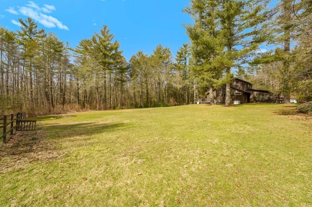 100 Foster Center Rd, Scituate RI  02825-1327 exterior
