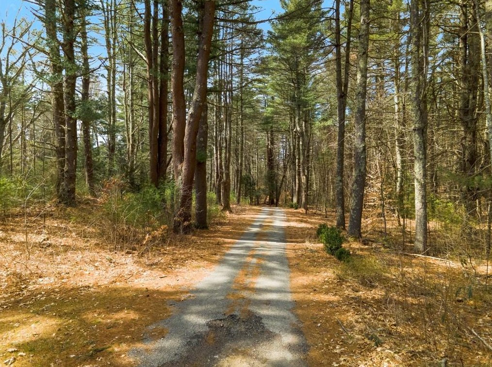 100 Foster Center Rd, Scituate RI  02825-1327 exterior