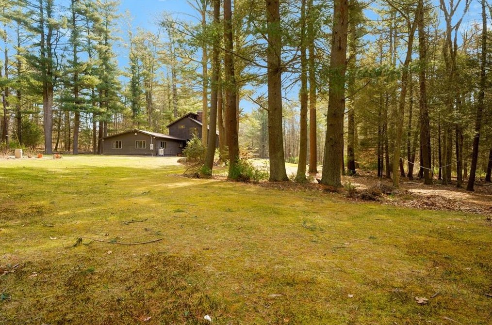 100 Foster Center Rd, Scituate RI  02825-1327 exterior