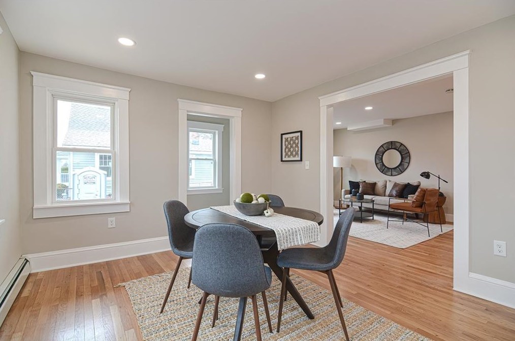 64 Burnside Ave, East Providence RI  02915-3223 exterior