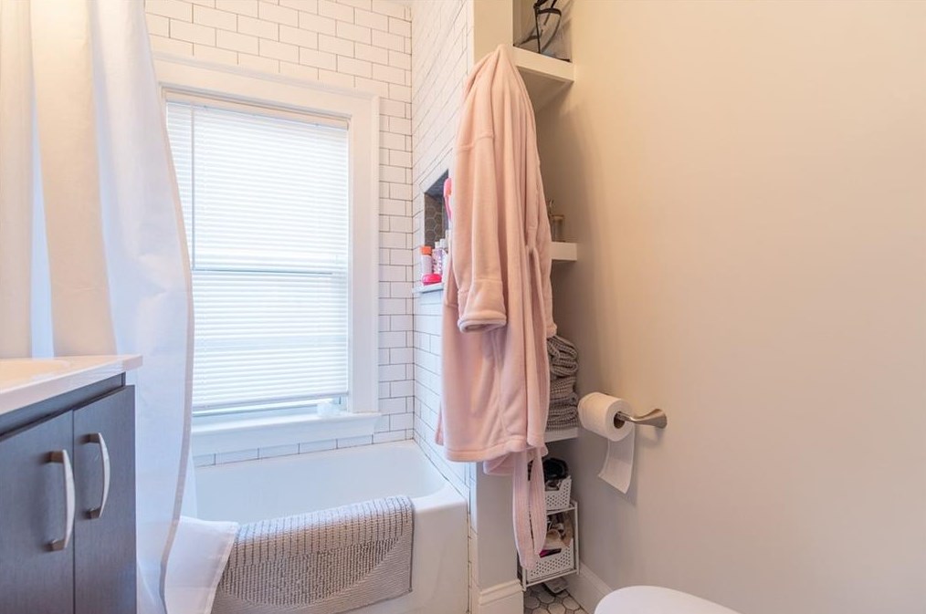 50 Armstrong Ave #3, Providence, RI 02903