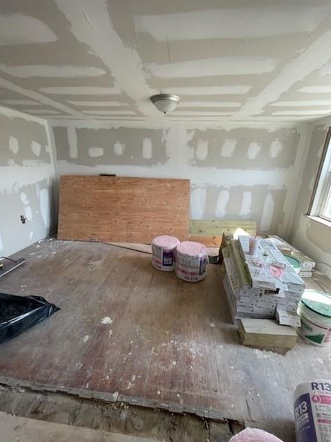 17 Standard Ave, West Warwick RI  02893-3827 exterior