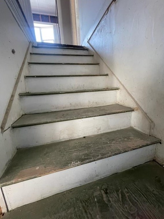 17 Standard Ave, West Warwick RI  02893-3827 exterior