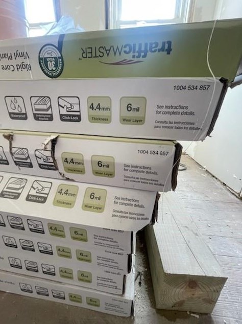 17 Standard Ave, West Warwick RI  02893-3827 exterior