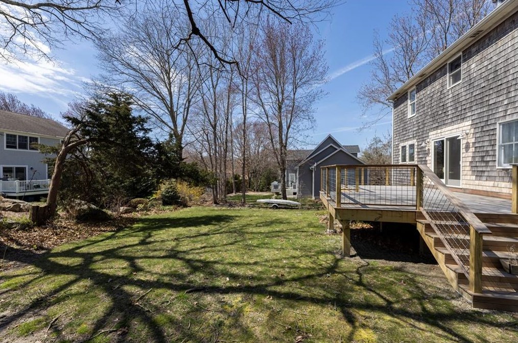 9 Ferry St, Jamestown RI  02835-2516 exterior