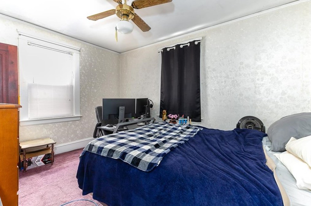 94 Lexington Ave, Cranston RI  02910-3310 exterior