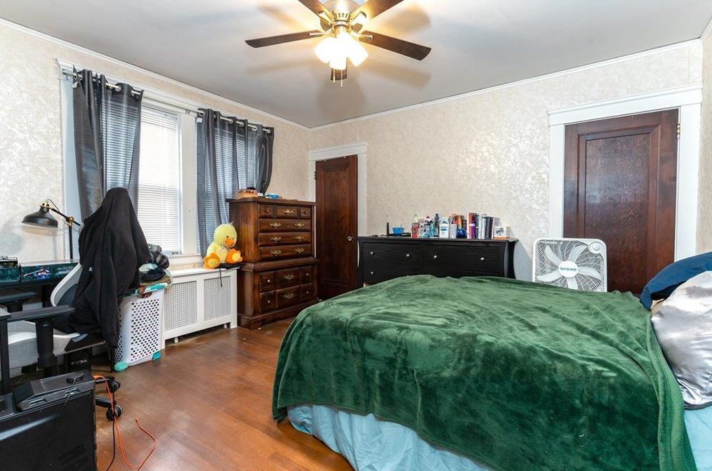 94 Lexington Ave, Cranston RI  02910-3310 exterior