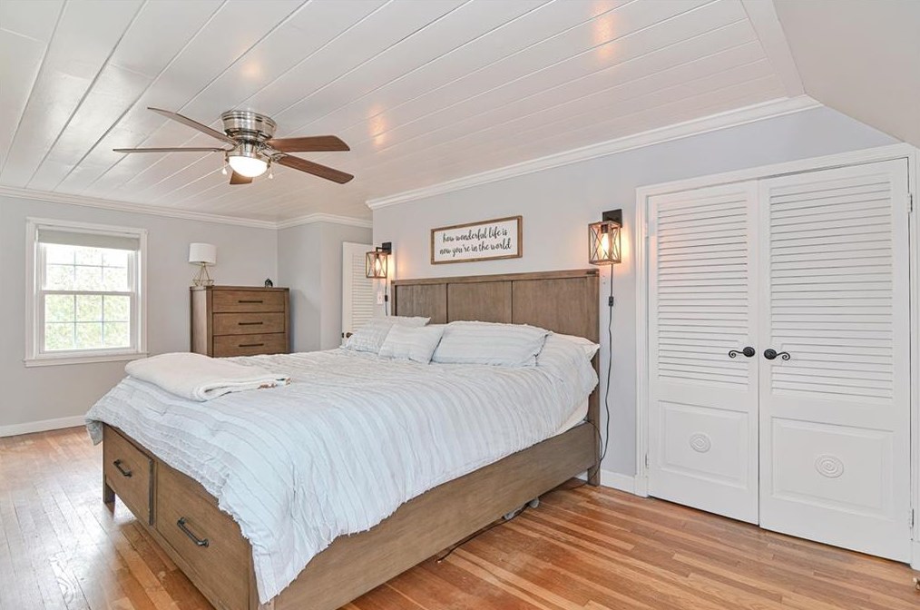 11 Maple Ave, North Smithfield RI  02824-1209 exterior