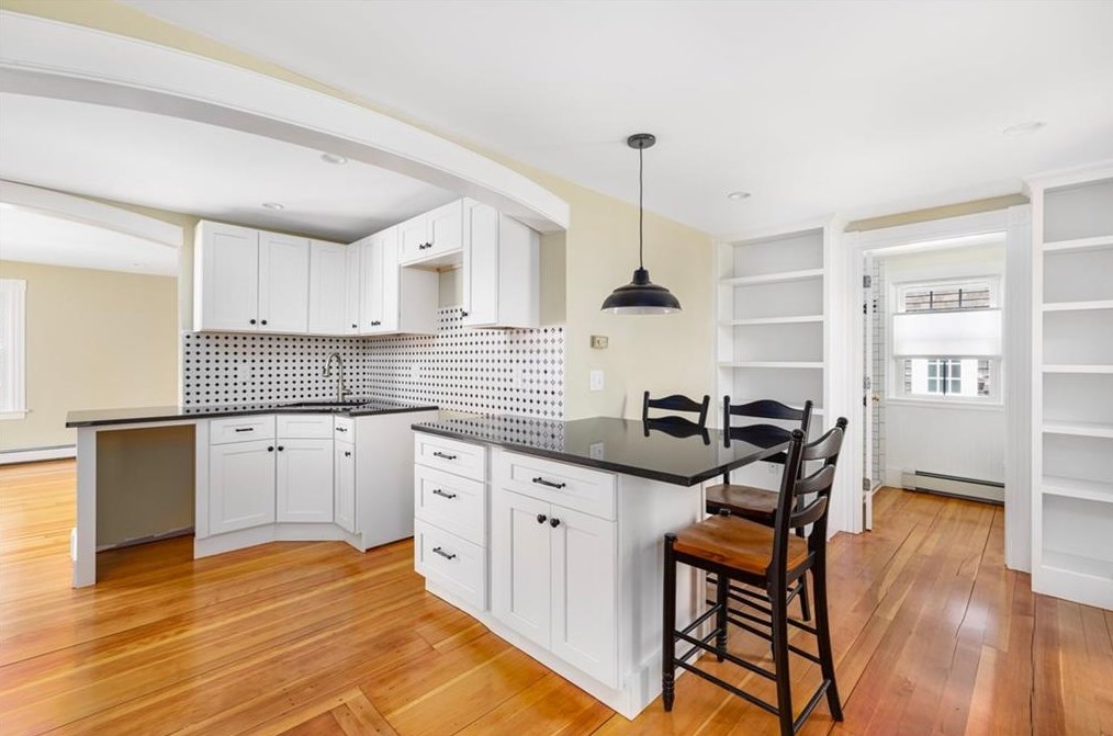 6 Coronado St, Jamestown RI  02835-1229 exterior