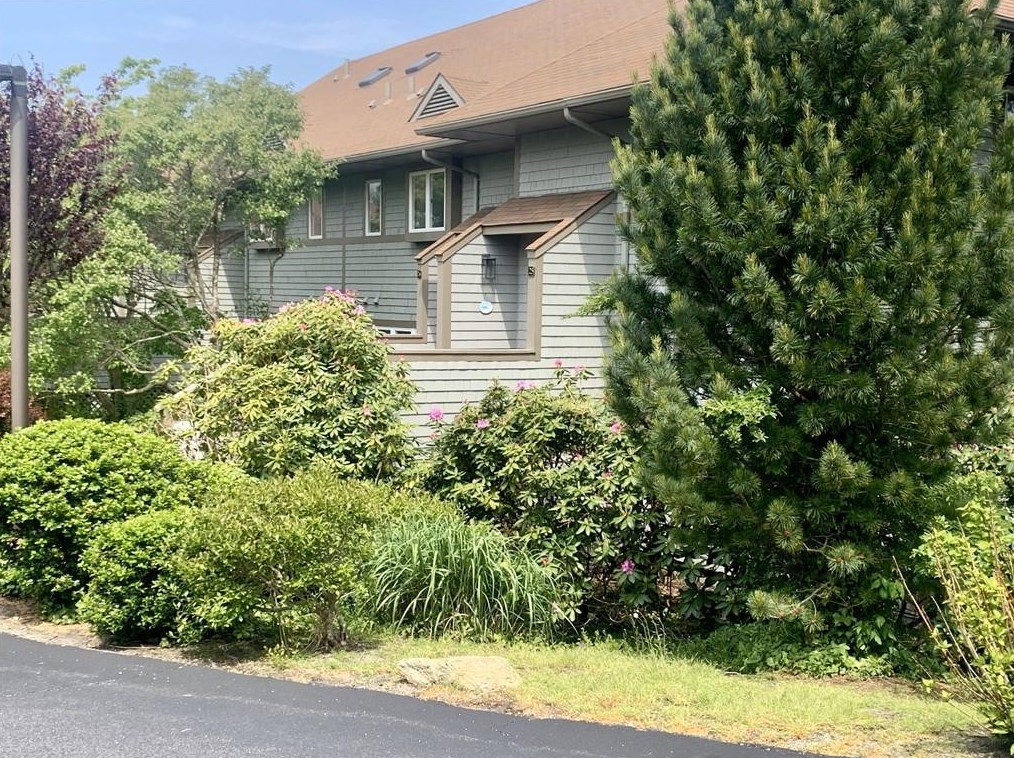 157 Harrison Ave #26, Middletown, RI 02840