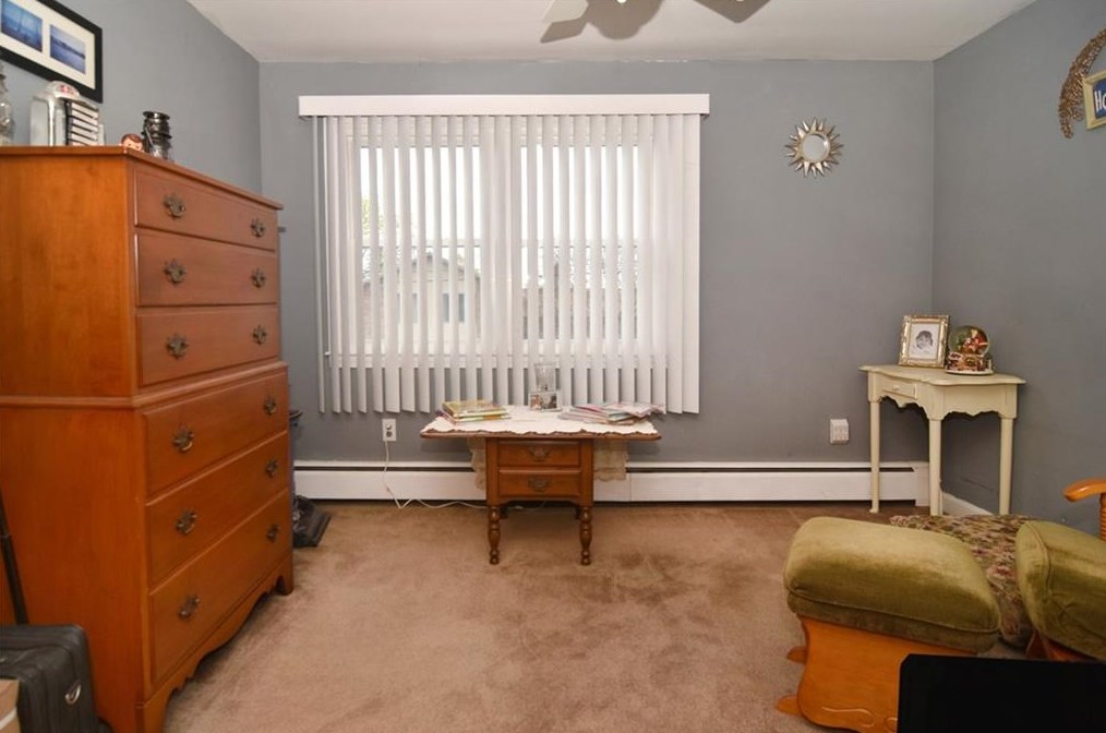 20 Fairbanks Ave, East Providence RI  02914-1914 exterior