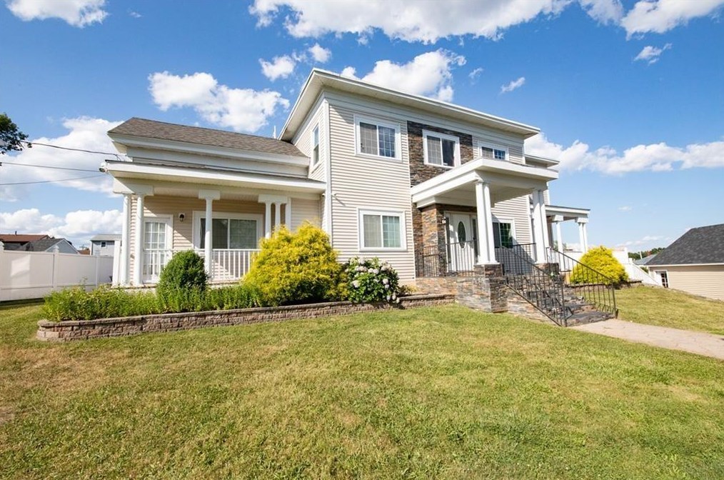 148 Fountain Ave, Cranston RI 02920-7106 exterior