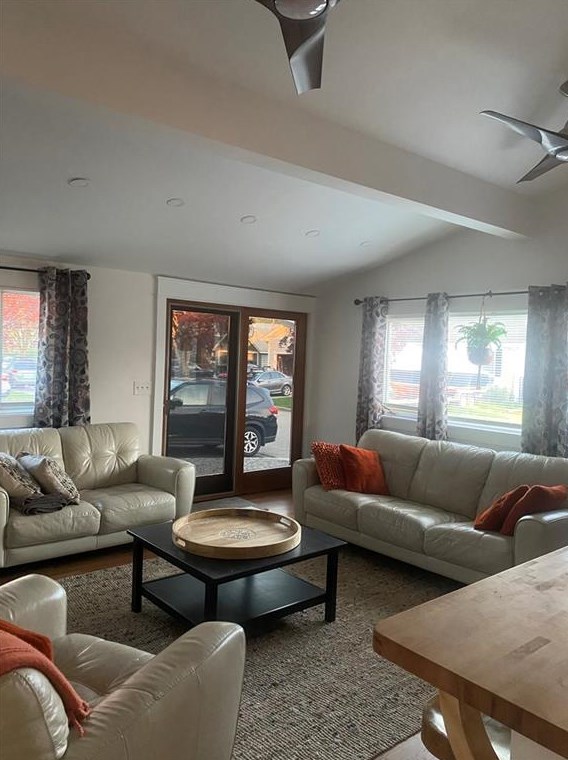 936 Bullocks Point Ave, East Providence RI  02915-4706 exterior