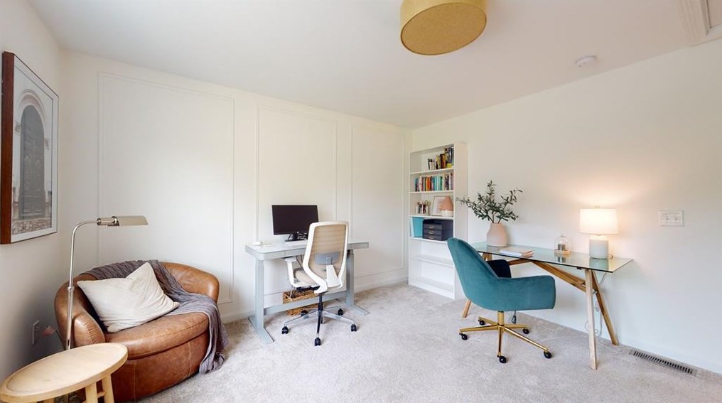 634 Natick Ave, Cranston RI  02921-1027 exterior