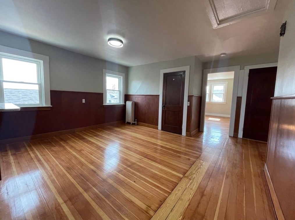 131 Washington Ave #3, Providence, RI 02905