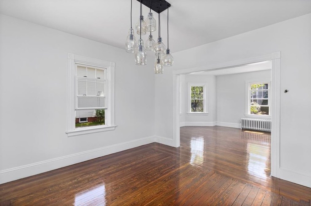 29 Blackamore Ave, Cranston RI  02910-4547 exterior