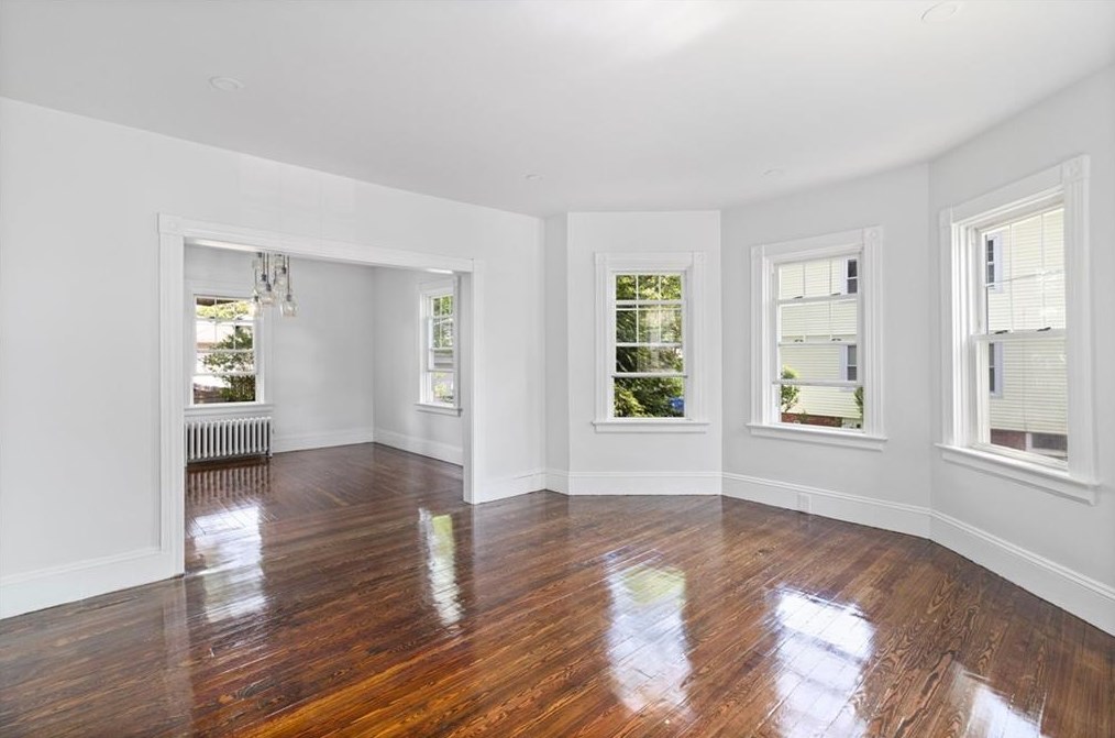 29 Blackamore Ave, Cranston RI  02910-4547 exterior