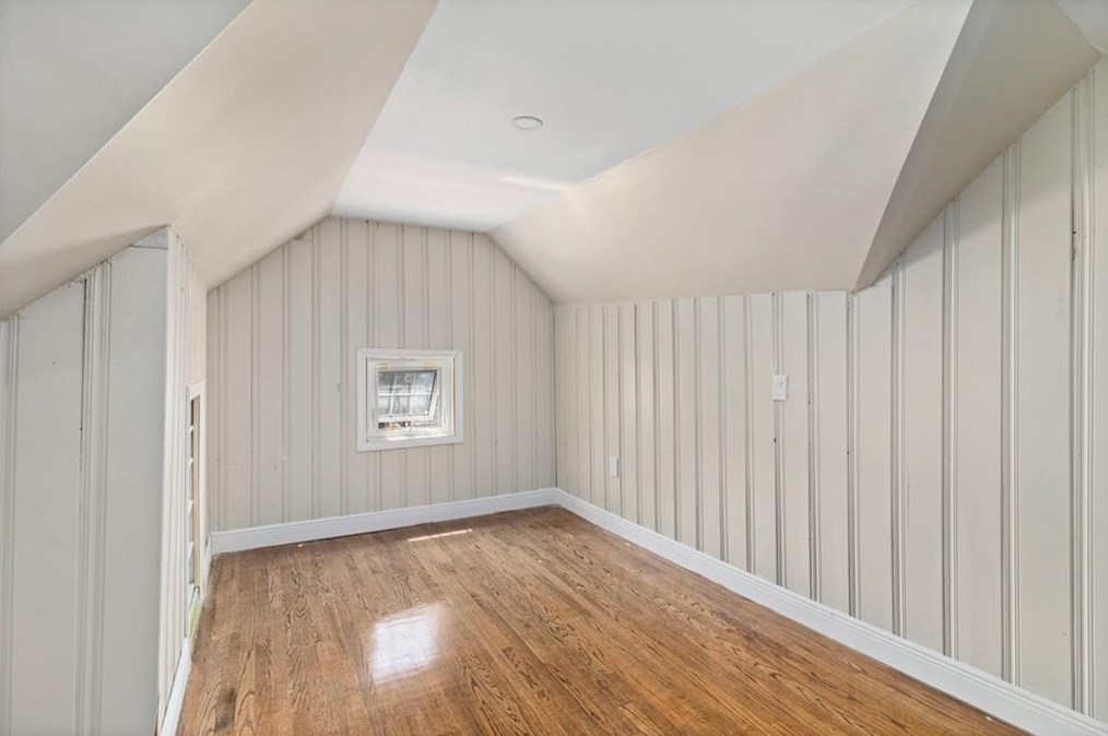 29 Blackamore Ave, Cranston RI  02910-4547 exterior