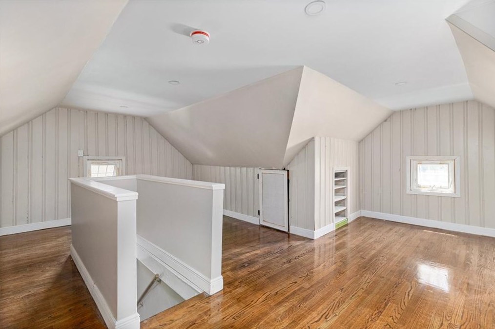 29 Blackamore Ave, Cranston RI  02910-4547 exterior