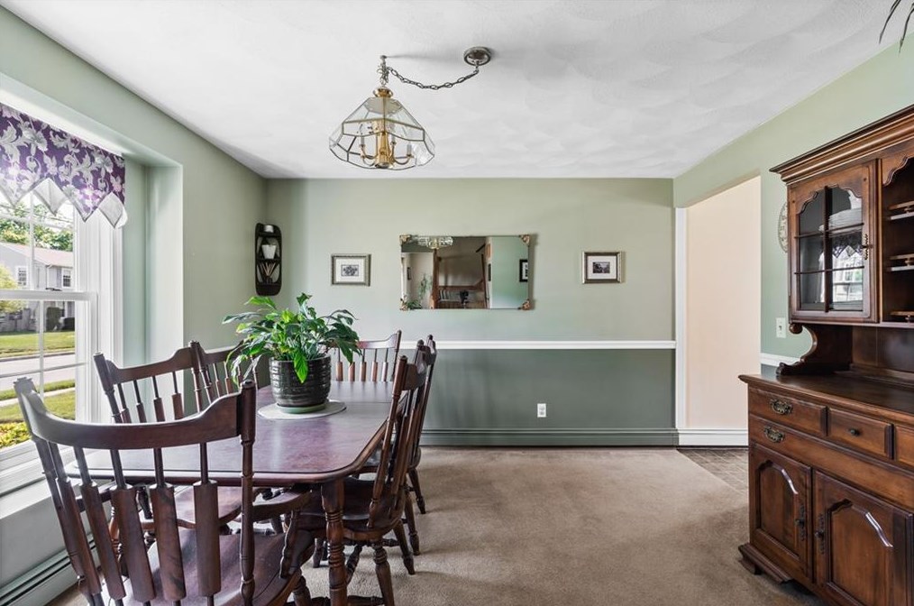 6 Allison Ct, East Providence RI  02915-2059 exterior