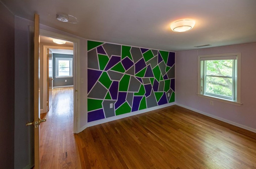 316 Waterman Ave, Smithfield RI  02917-2525 exterior