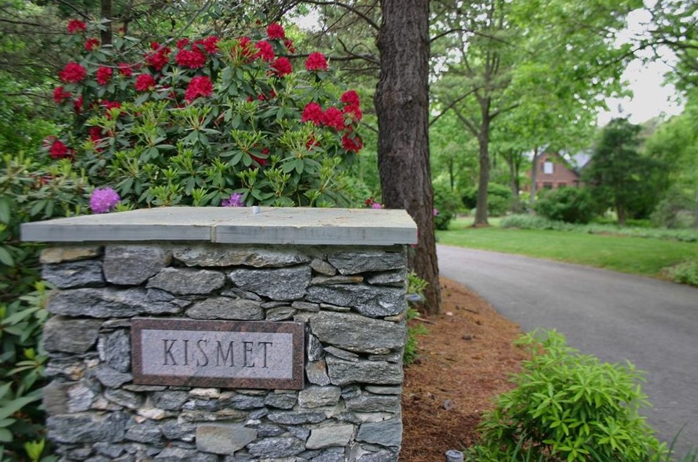 18 Intrepid Ln, Jamestown RI  02835-1853 exterior