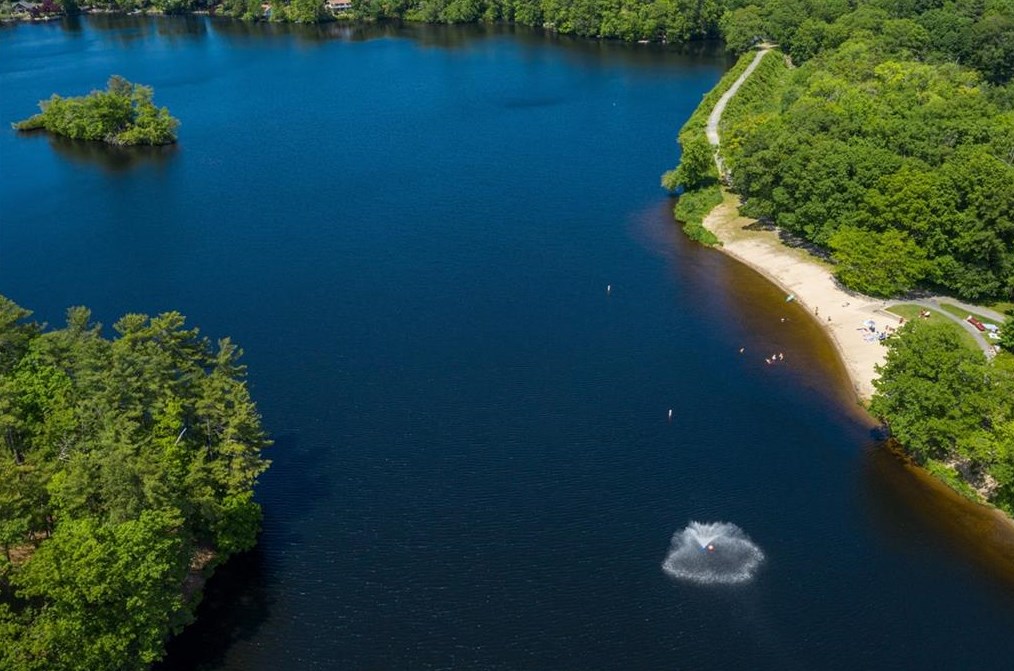 15 Higgins St, Smithfield RI  02917-4032 exterior