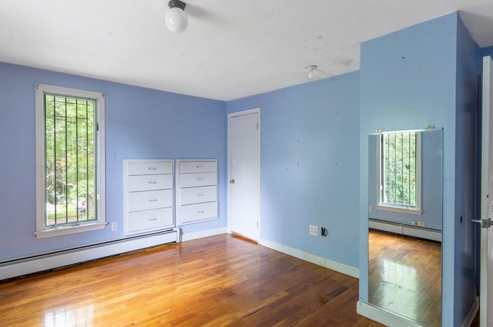 17 Parker Ave, East Providence RI  02914-2207 exterior