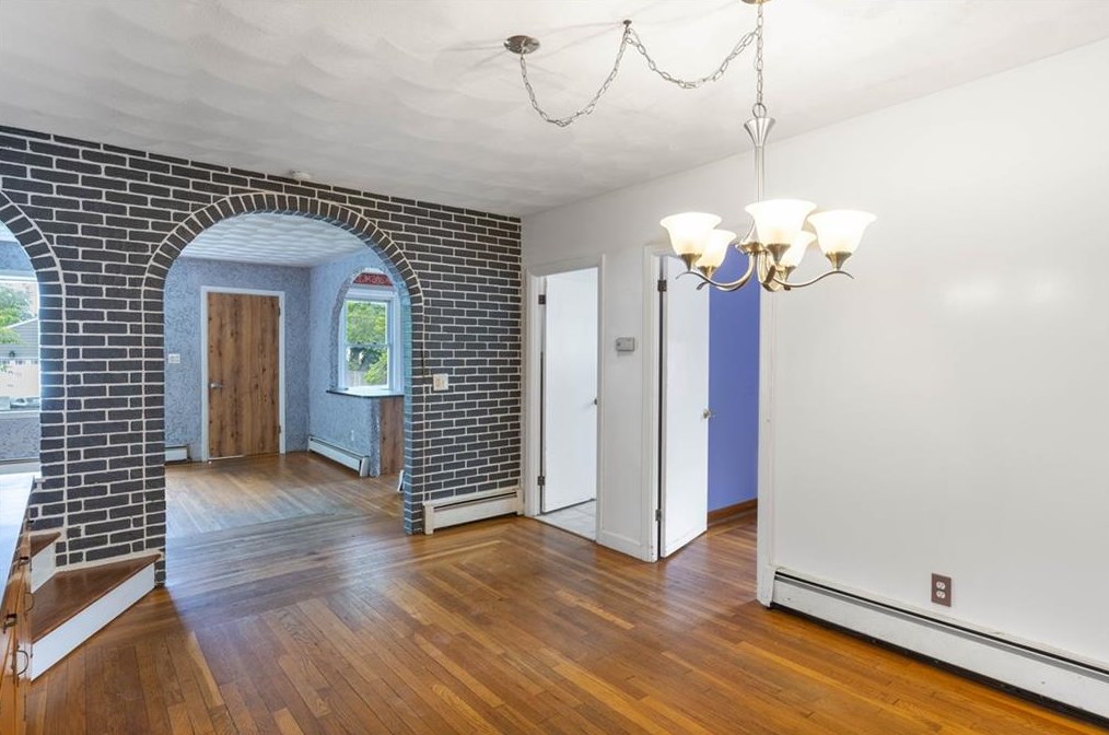 17 Parker Ave, East Providence RI  02914-2207 exterior