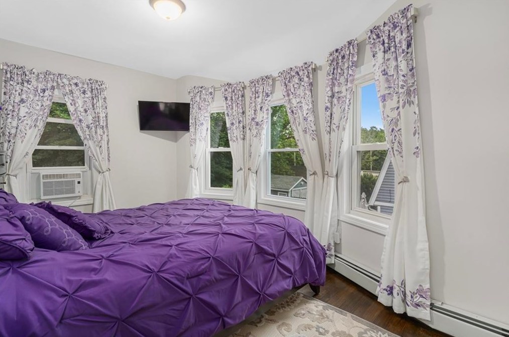 15 Brooks St, Cranston RI  02920-3907 exterior
