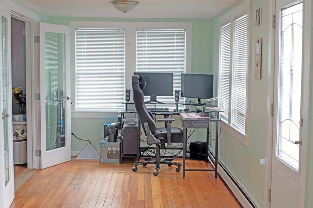 66 Orlo Ave, East Providence RI  02914-2234 exterior