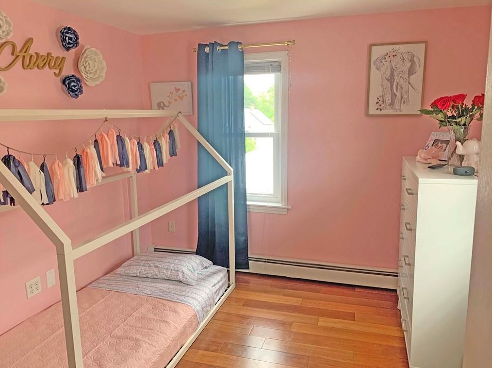 66 Orlo Ave, East Providence RI  02914-2234 exterior