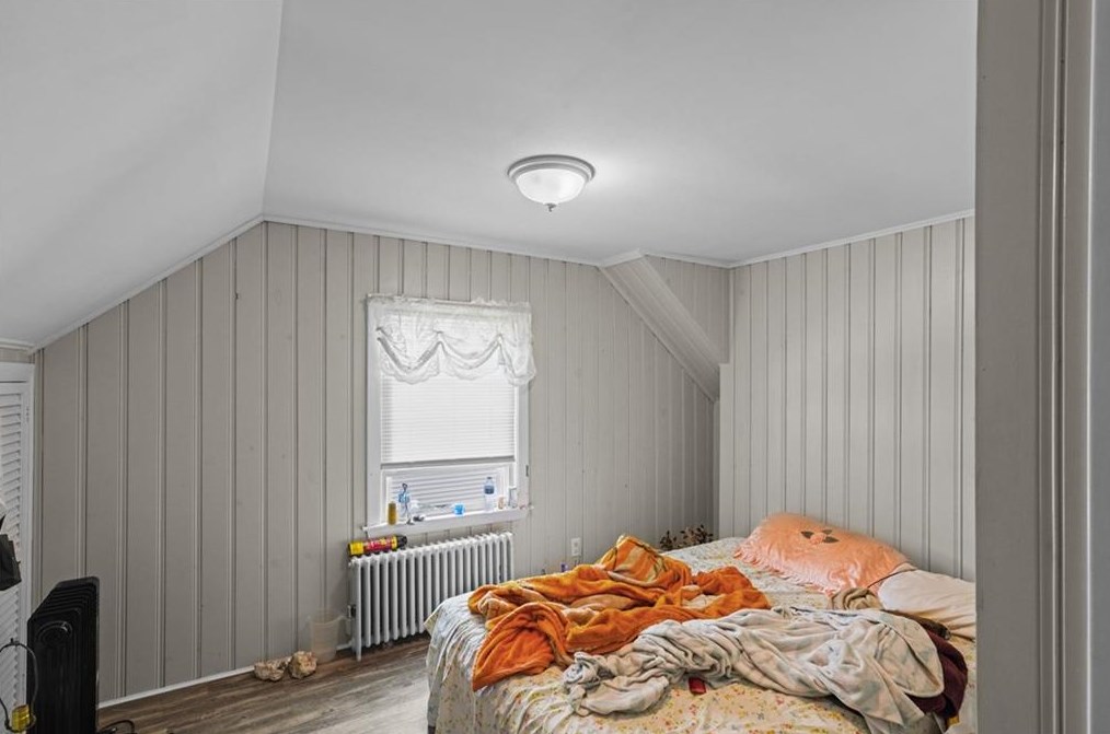 76 Boxwood Ave, Cranston RI 02910-5507 exterior