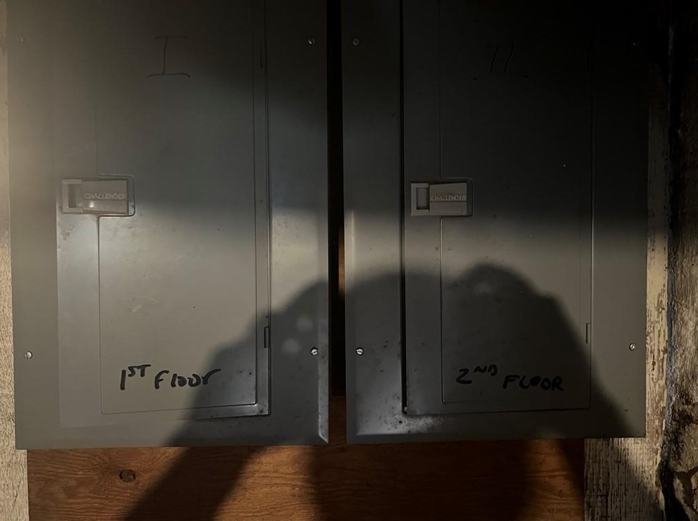 84 Summer St, Cranston RI 02910-5737 exterior