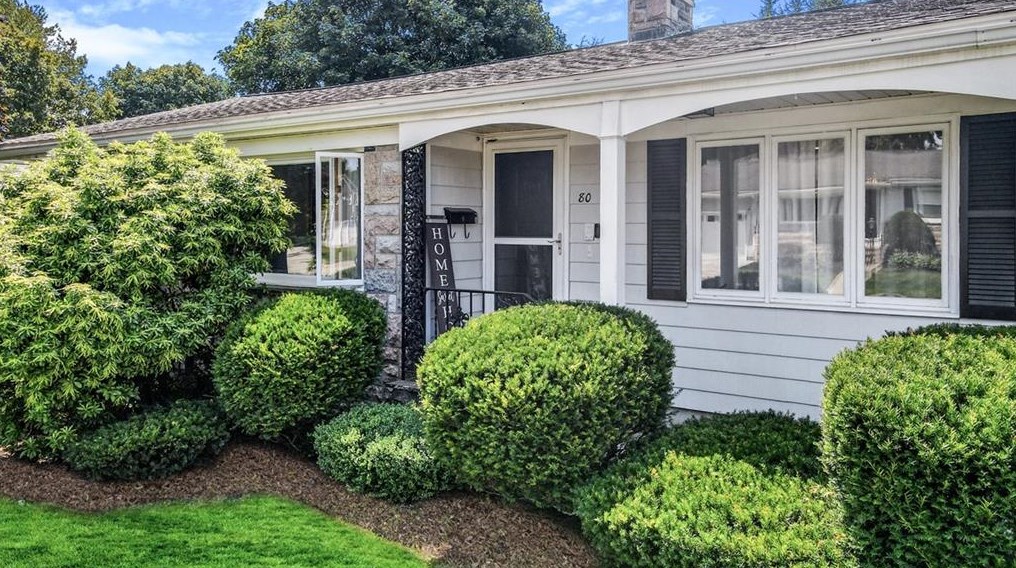 80 Gaudet St, Providence RI  02911-2212 exterior