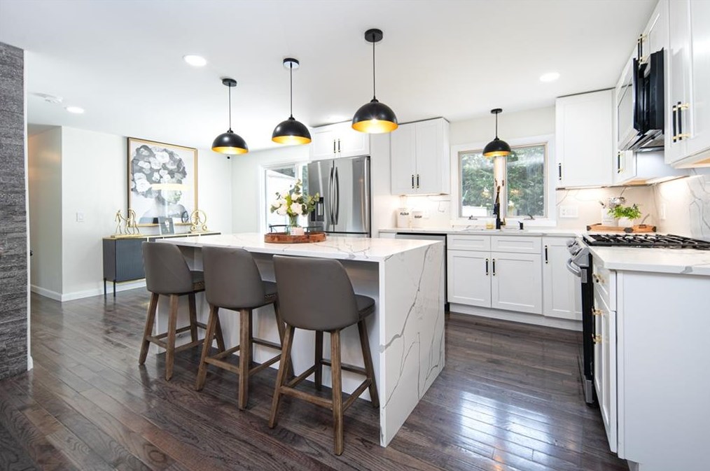 80 Gaudet St, Providence RI  02911-2212 exterior