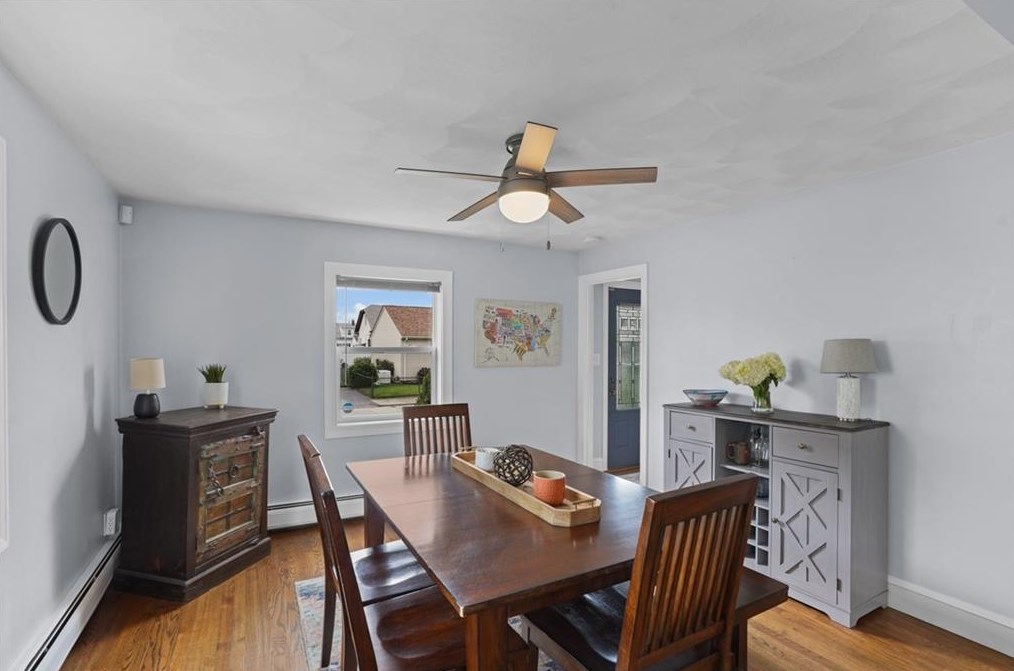 131 Chandler Ave, Cranston RI  02910-2505 exterior
