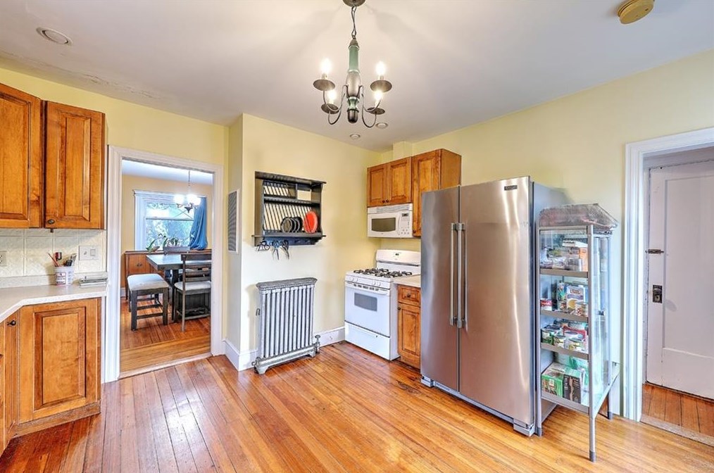 45 Euclid Ave, East Providence RI  02915-3111 exterior