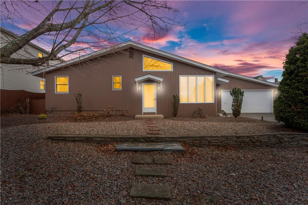 11 Lakeside St, Providence, RI 02904 MLS 1281374 Coldwell Banker