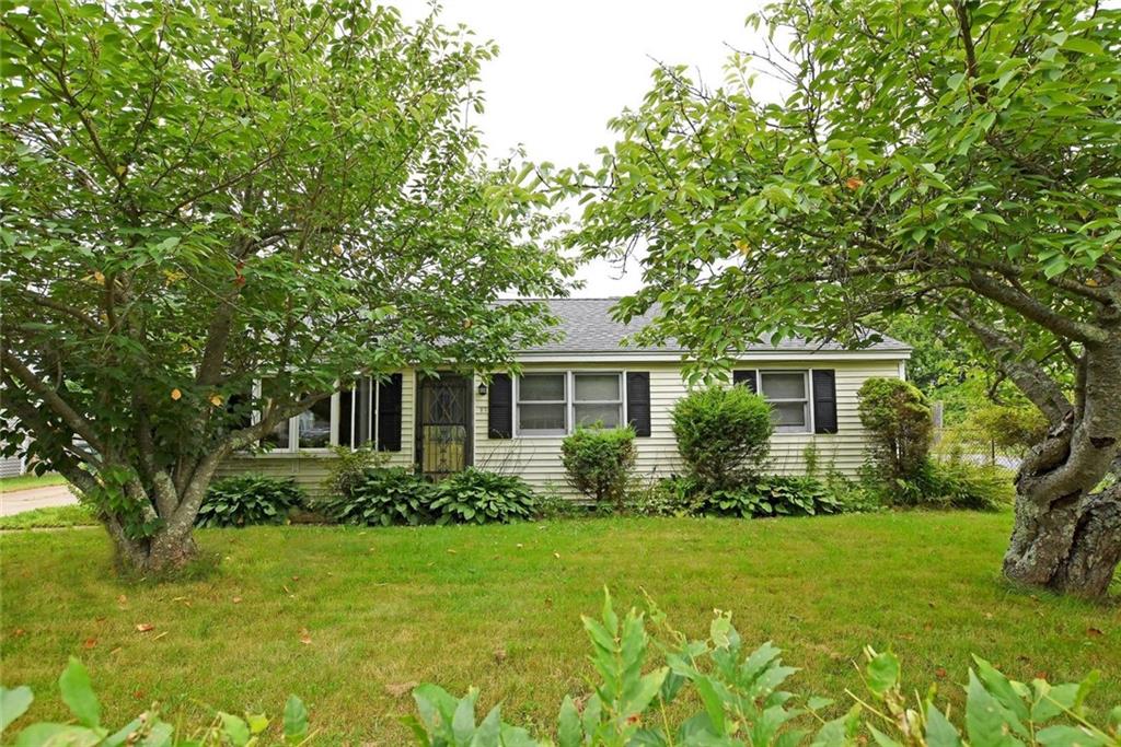 27 Rosedale Dr, Bristol, RI 02809 MLS 1290191 Coldwell Banker