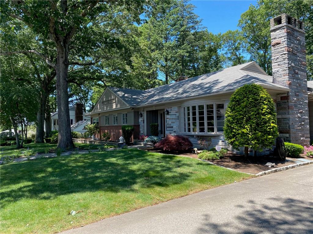 175 Summit Dr, Cranston, RI 02920 MLS 1295107 Coldwell Banker