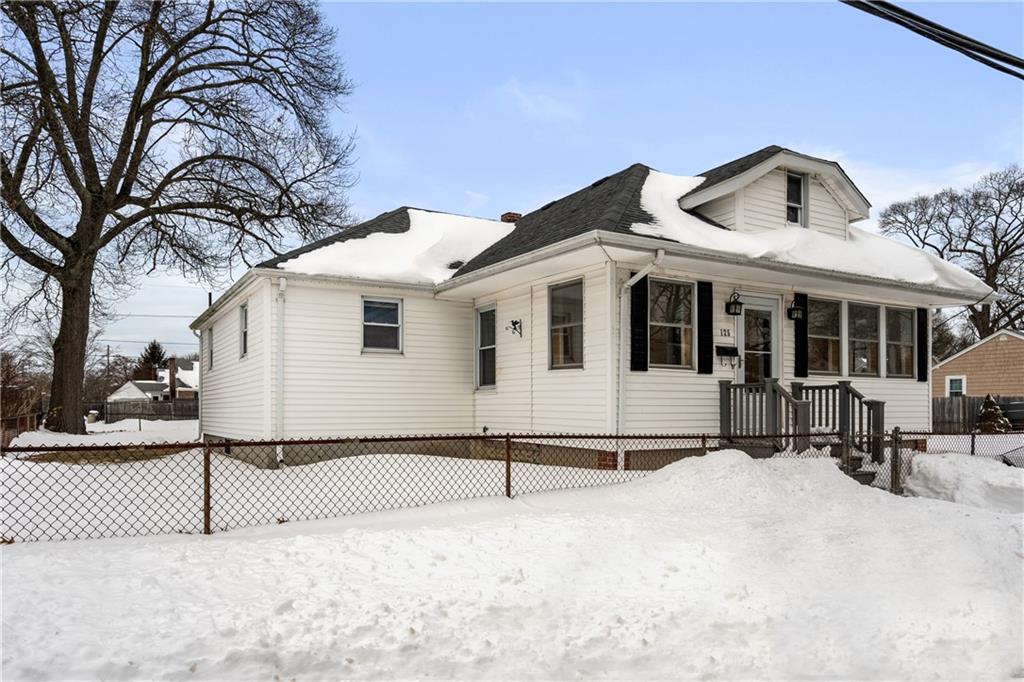 125 Wayne St, Warwick, RI 02889 MLS 1302828 Coldwell Banker