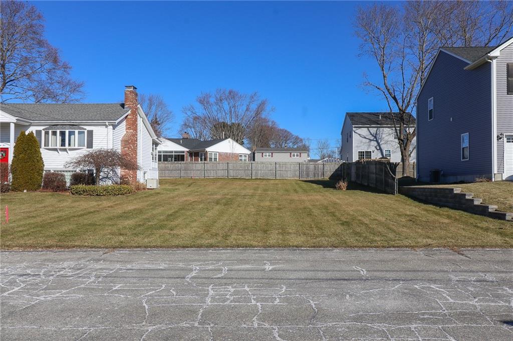 27 Bellevue St, Cumberland, RI 02864 MLS 1303376 Coldwell Banker