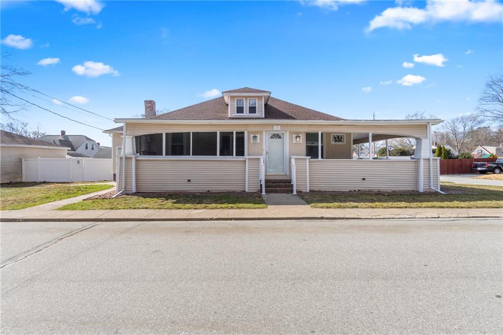 57 Crest Rd, North Smithfield, RI 02894 MLS 1305607 Coldwell Banker