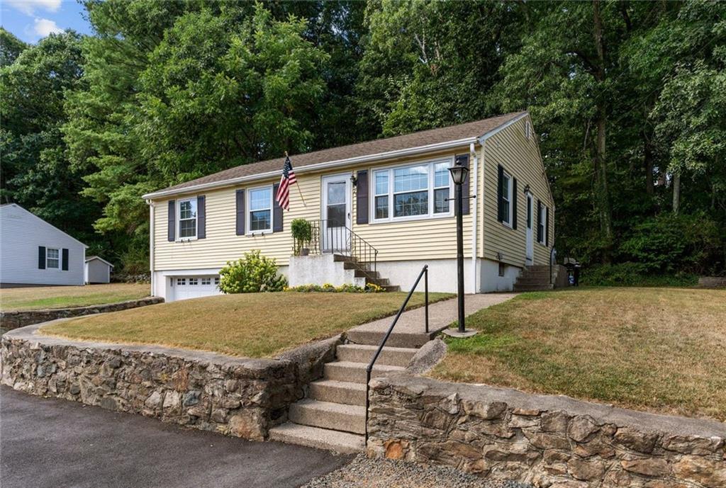 25 Lorraine Ave, North Smithfield, RI 02896 - MLS 1318035 - Coldwell Banker