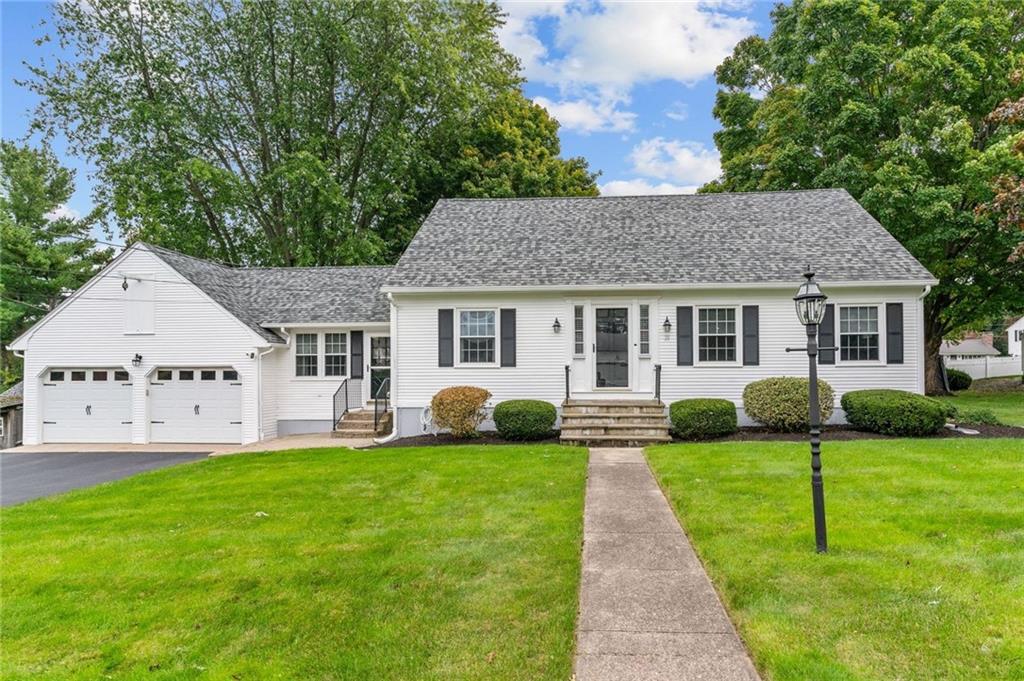 39 Cadoret Dr, Cumberland, RI 02864 MLS 1320330 Coldwell Banker